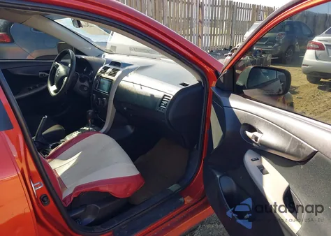 2013 Toyota Corolla S Special Edition from USA, damaged, VIN 2T1BU4EE5DC075040